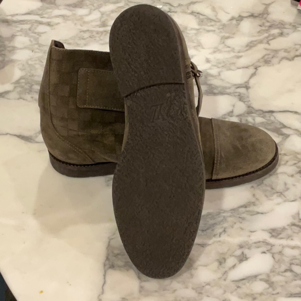 Louis Vuitton men’s boots 11 - Picture 3 of 8